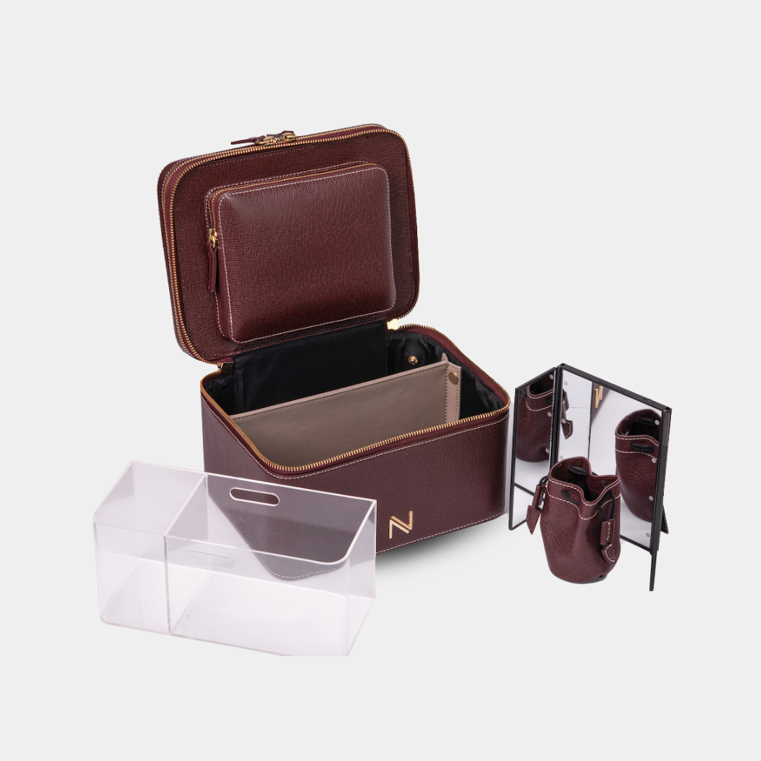 حقيبة الماكياج - أساي