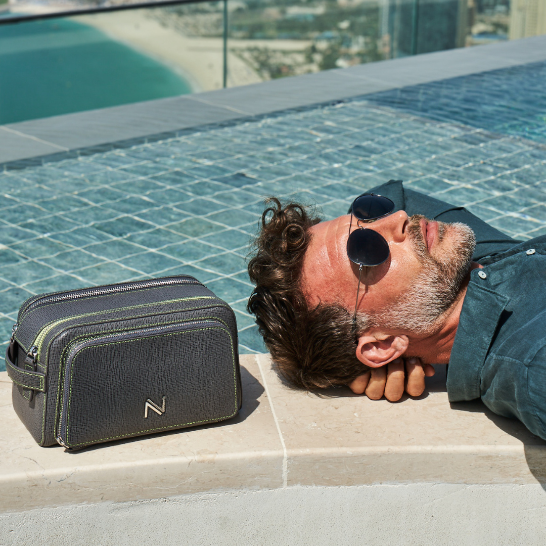 حقيبة مستحضرات العناية الشخصية - عاصفة