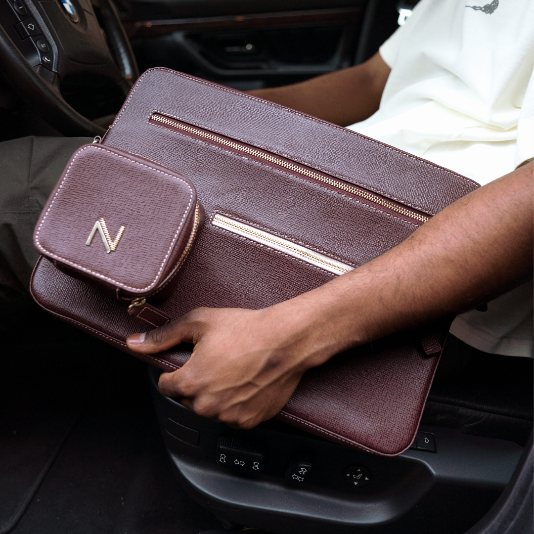 حقيبة كمبيوتر (16 بوصة) - اساي